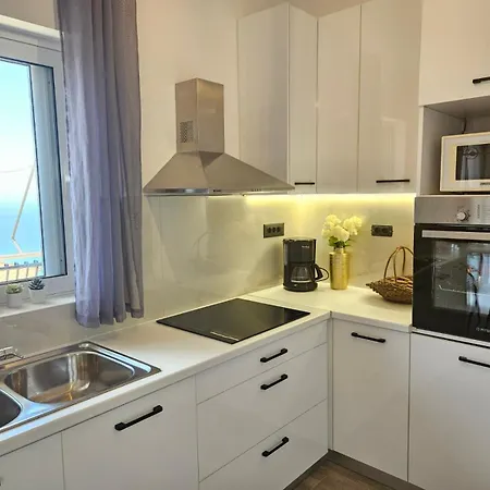 The And The View شقة